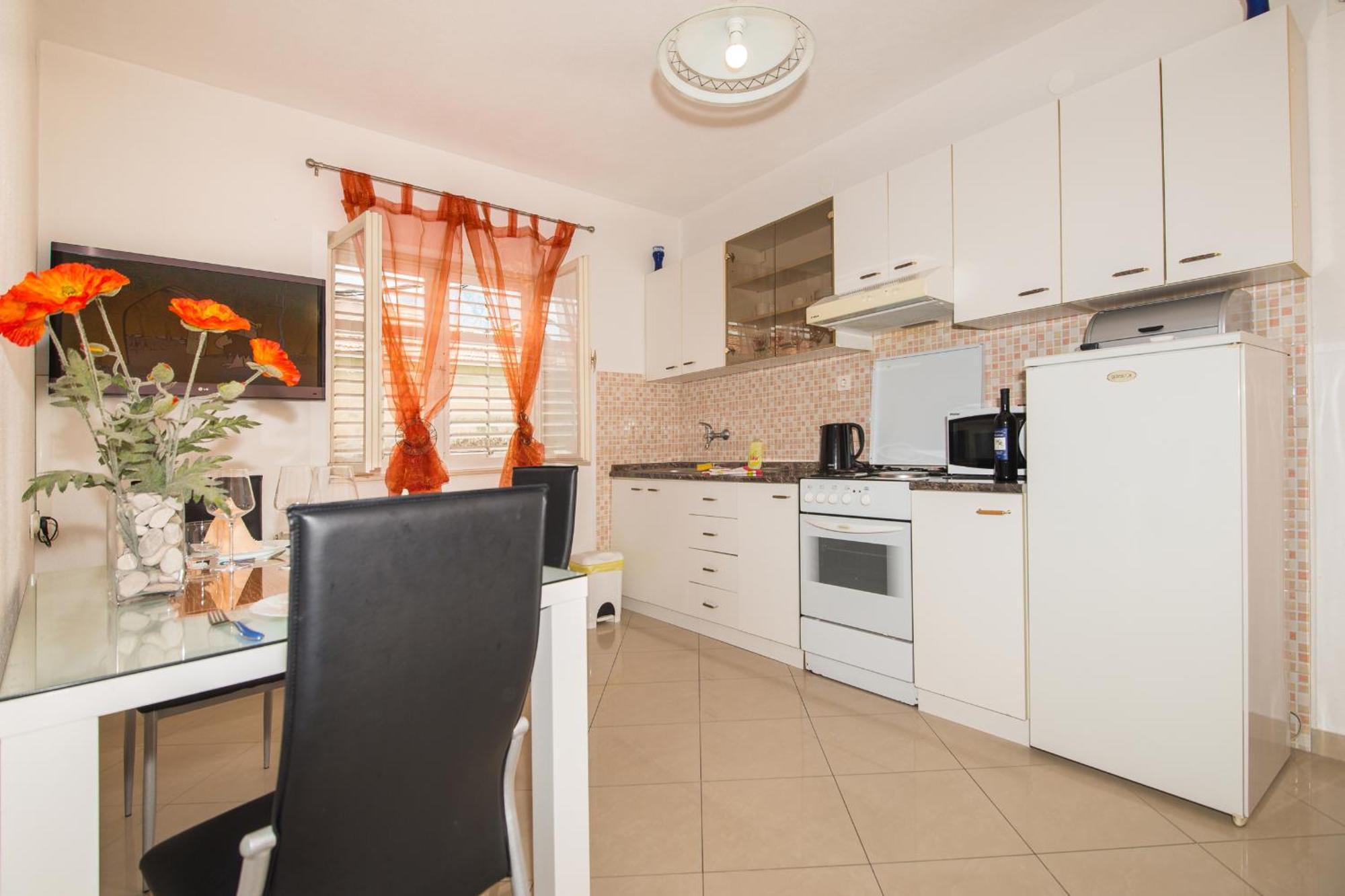 Apartments Marieta Makarska Quarto foto