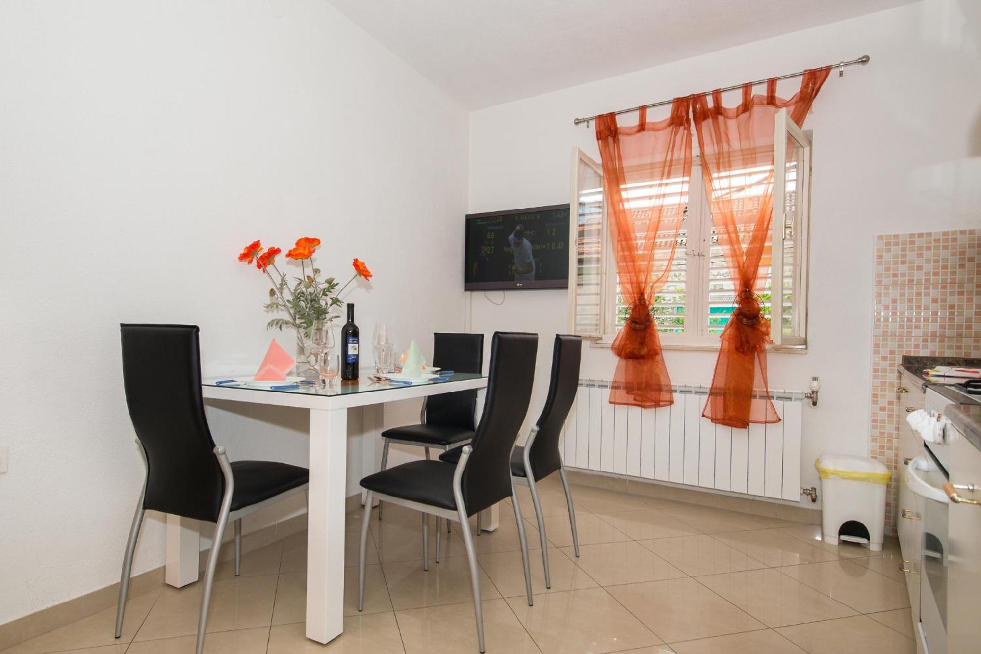 Apartments Marieta Makarska Quarto foto