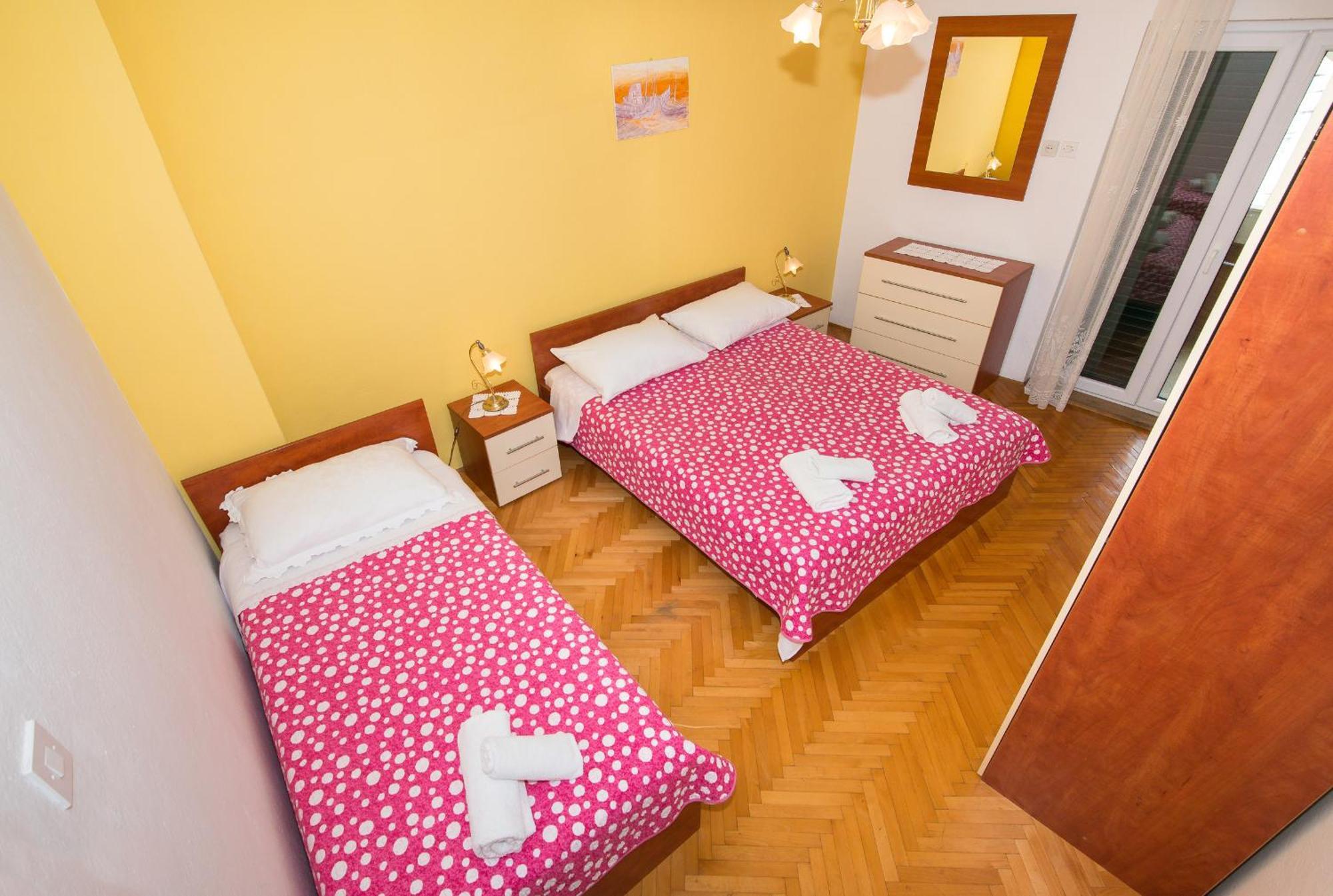 Apartments Marieta Makarska Quarto foto